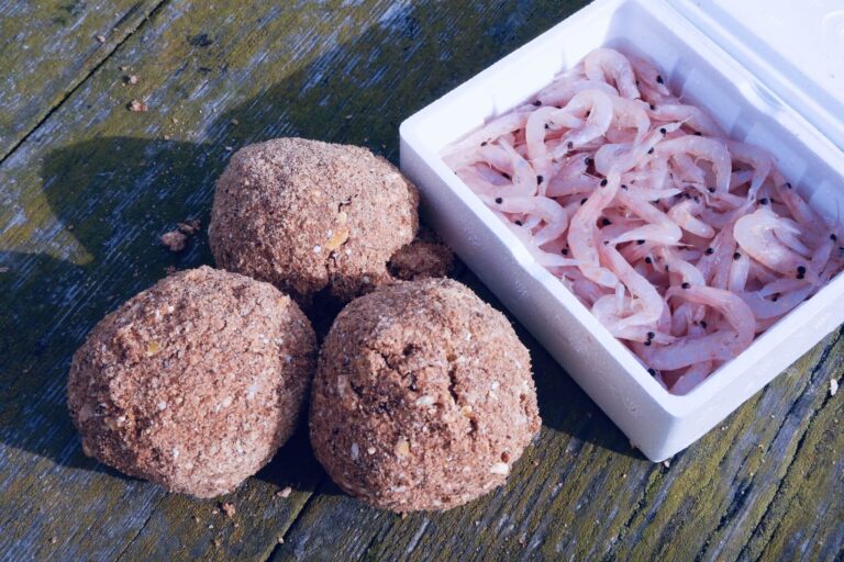 筏(イカダ)釣りで真鯛やアジを狙うための仕掛けやタックル、初心者が釣りやすい五目釣りについて解説 | とあるカニのぼやき部屋